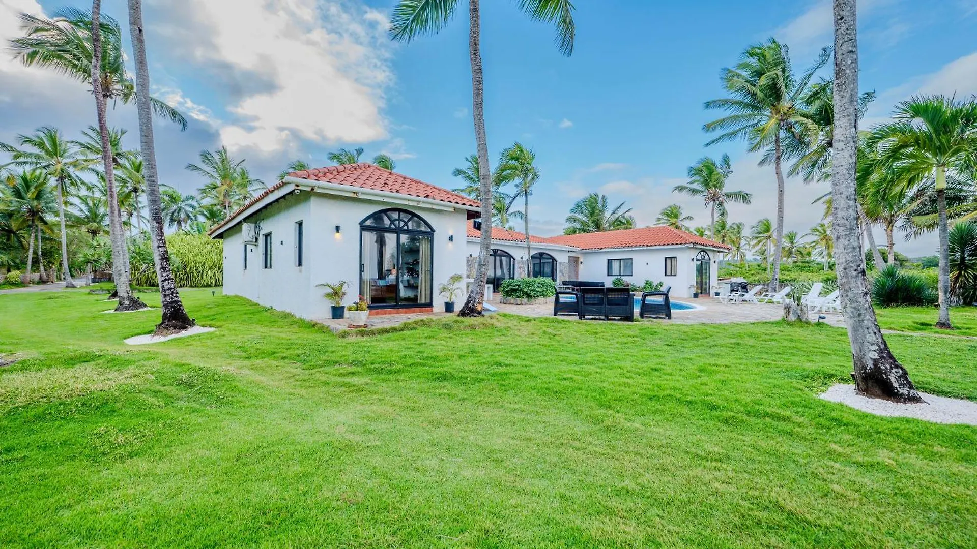 Palm House - Luxury Villa - Samana - Ocean Front Санчес 0*,  Доминиканская Республика